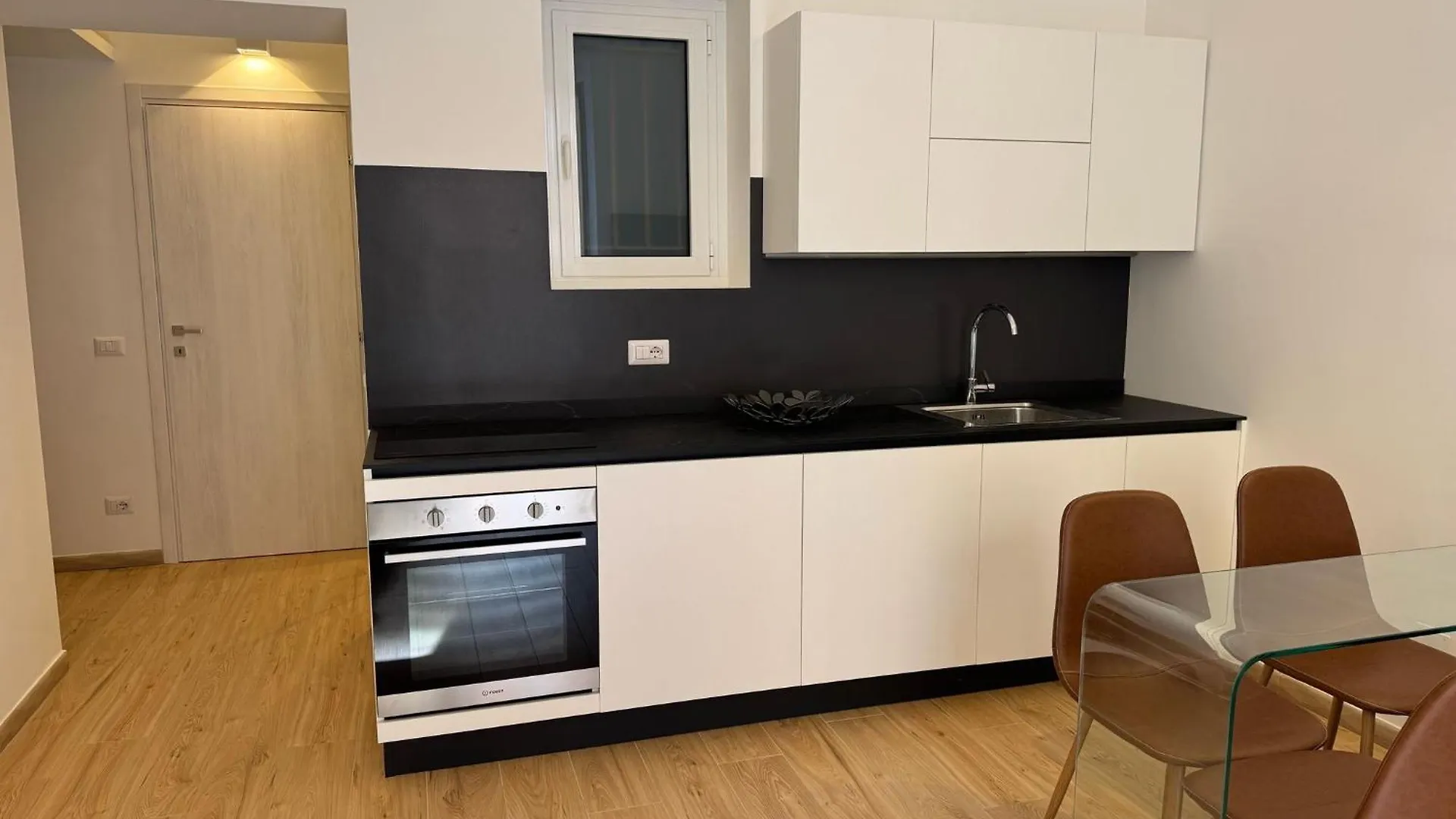 Apartment Elegant Central Suite Milan