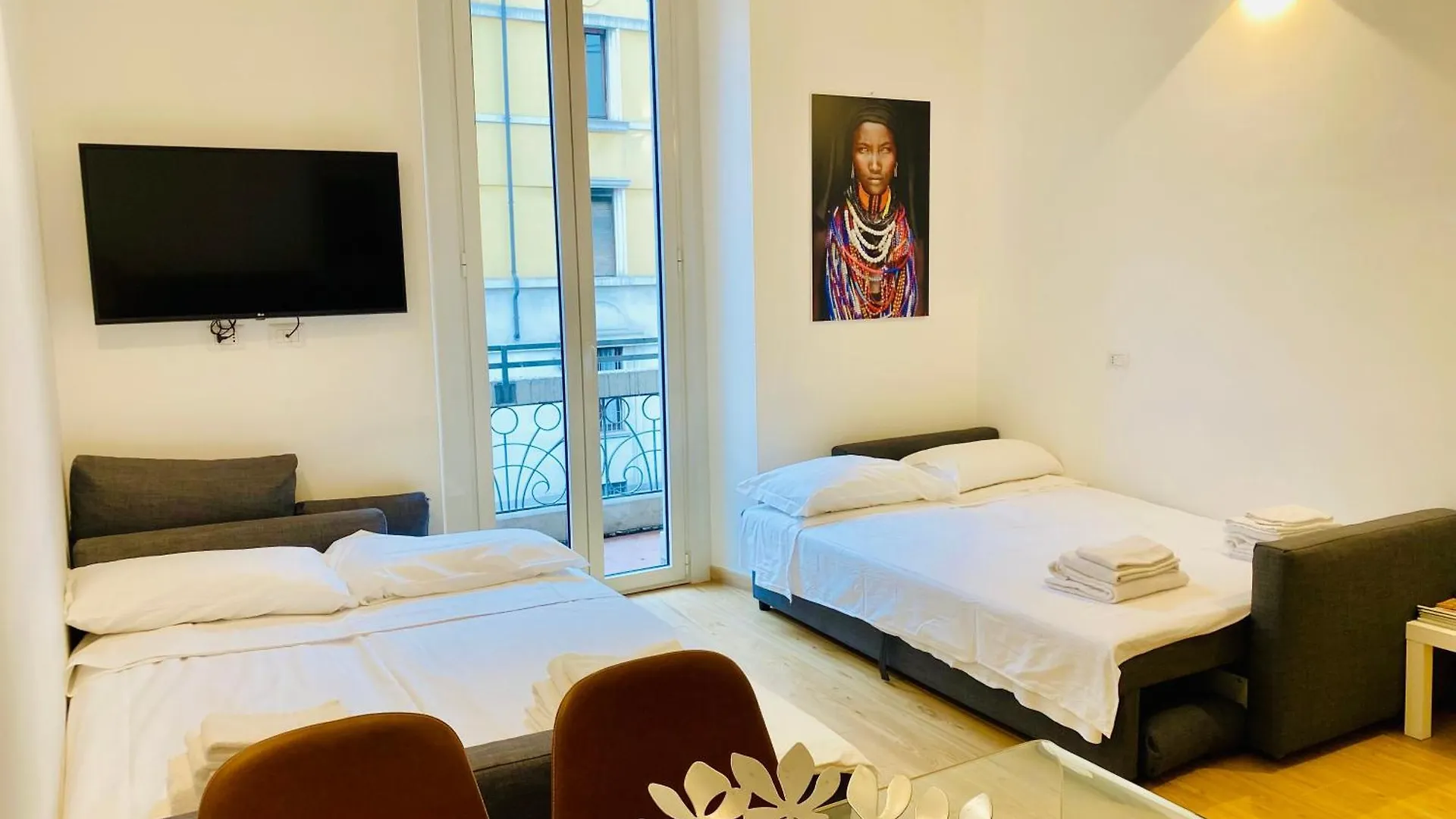Elegant Central Suite Milan Italy